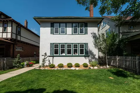 3033 N Murray, Milwaukee, WI 53211