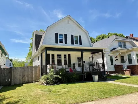 2423 Carmel, Racine, WI 53405