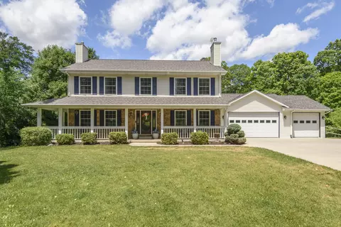 5674 Deer Wood, Wayne, WI 53010