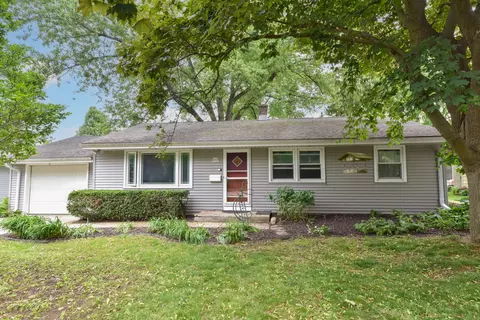w170n9340 Woodlawn, Menomonee Falls, WI 53051