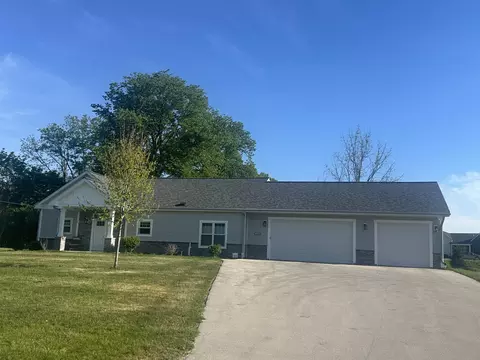 11980 W Edgerton, Hales Corners, WI 53130