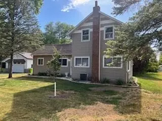 w370s1673 Utica, Ottawa, WI 53118