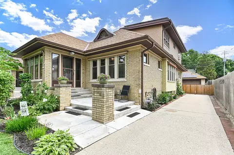 2320 N 62nd, Wauwatosa, WI 53213