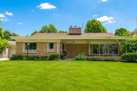 2518 N Harding, Wauwatosa, WI 53226