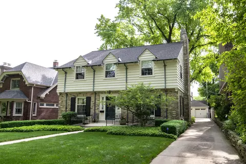 3446 N Frederick, Milwaukee, WI 53211