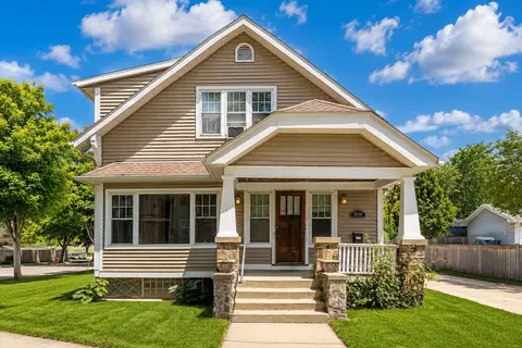 2556 S Logan, Milwaukee, WI 53207