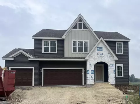 626 Hawks Rdg, Grafton, WI 53024