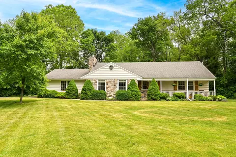 17500 Briar Wood, Brookfield, WI 53045