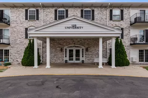 125 N University #105, West Bend, WI 53095