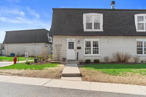4201 W Cherrywood, Brown Deer, WI 53209