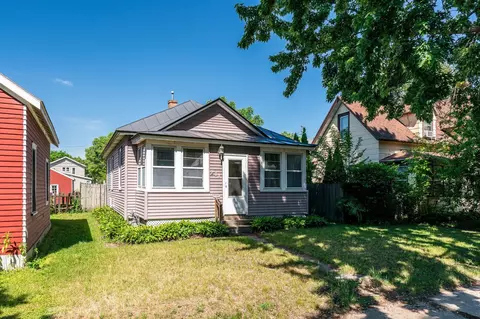 211 Caledonia, La Crosse, WI 54603