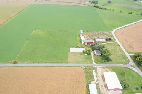 w12040 Sullivan Road, Portland, WI 53594