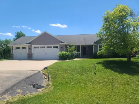 802 Sundial, Neenah, WI 54956