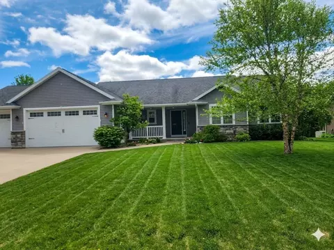 802 Sundial, Neenah, WI 54956