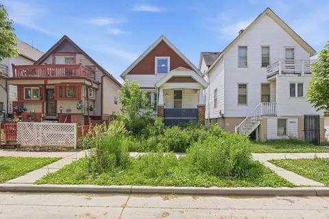 2657 N Weil, Milwaukee, WI 53212