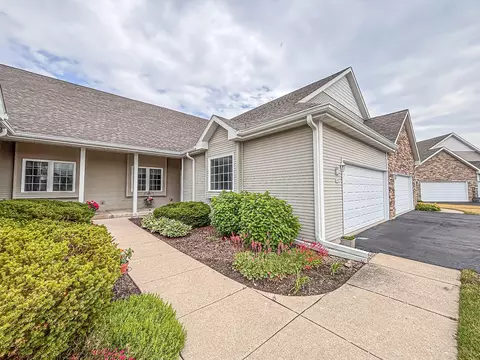 650 Waters Edge, Whitewater, WI 53190