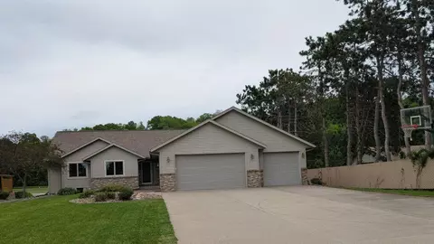 1007 3rd, Holmen, WI 54636