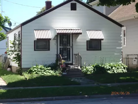 4118 N 7th, Milwaukee, WI 53209