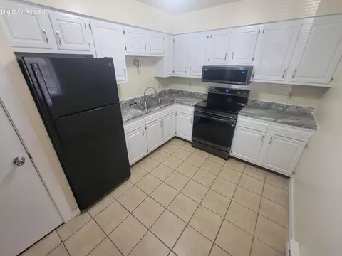 Kitchen - 1014 Pine, La Crosse, WI 54601 photo 1 of 2