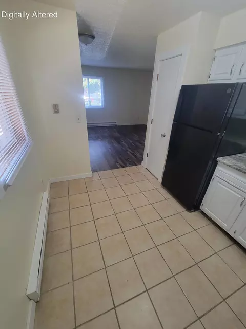 Kitchen - 1014 Pine, La Crosse, WI 54601 photo 2 of 2