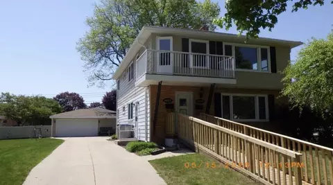 8027 W Euclid, Milwaukee, WI 53219