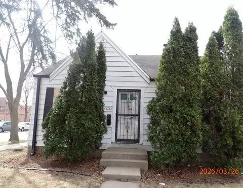 4703 W Congress, Milwaukee, WI 53218