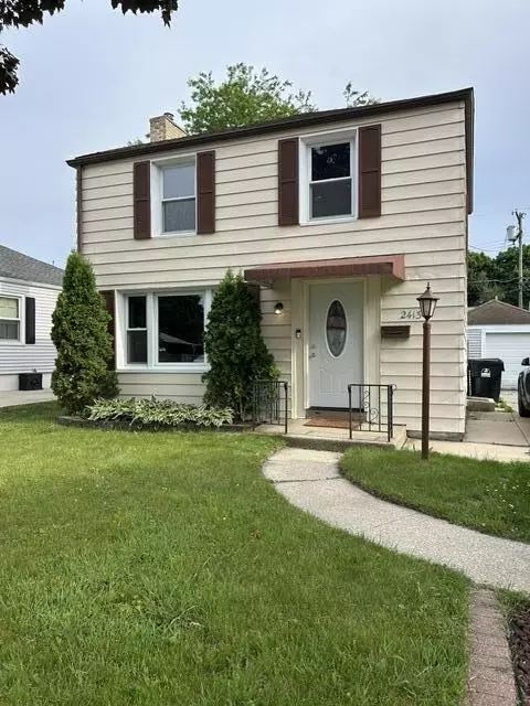 2413 Bate, Racine, WI 53403
