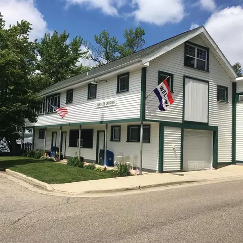 123 S S Fry, Lake Mills, WI 53551