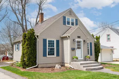 w63n391 Hillcrest, Cedarburg, WI 53012