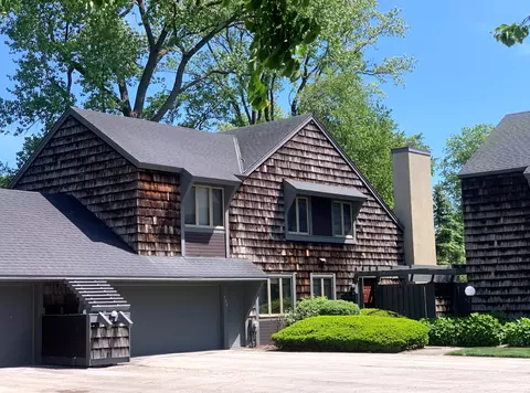 104 Woodfield, Wind Point, WI 53402