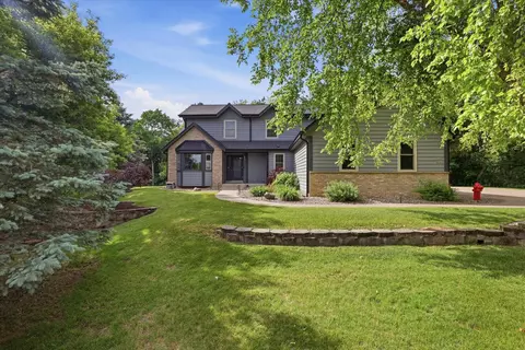 w280n8123 Black Diamond, Merton, WI 53029