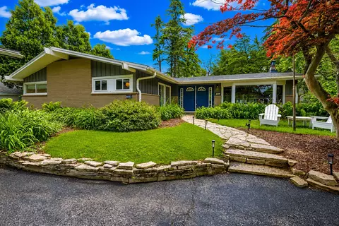 1030 W Riverview, Glendale, WI 53209