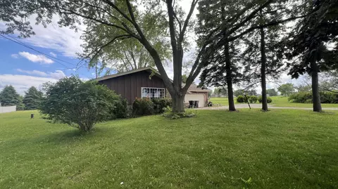 20525 93rd, Bristol, WI 53104