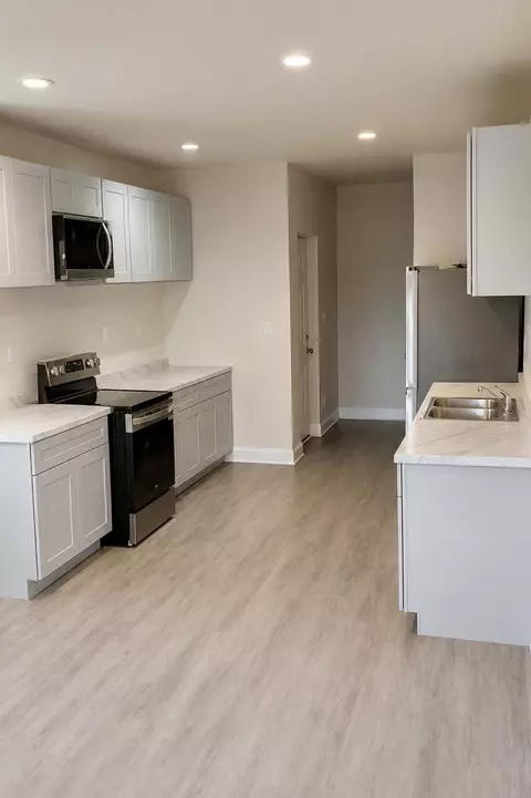 2429 N 8th, Milwaukee, WI 53205
