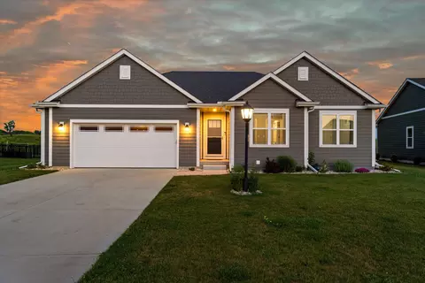 35077 Yahara, Summit, WI 53066