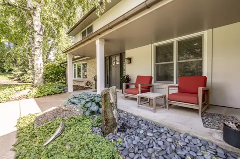 1405 Victoria, Elm Grove, WI 53122