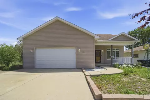 3297 E Ramsey, Cudahy, WI 53110