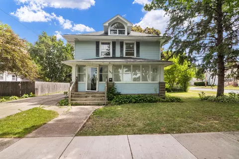 107 N Harrison, Delavan, WI 53115