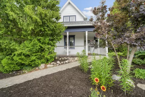 1040 Summer, West Bend, WI 53090