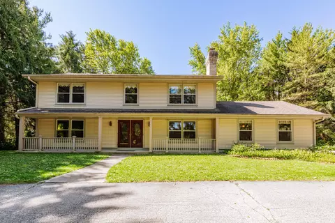 s67w24425 Skyline, Waukesha, WI 53189