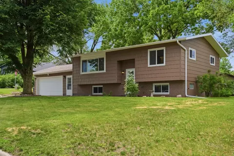 1610 Cliffview, Holmen, WI 54636