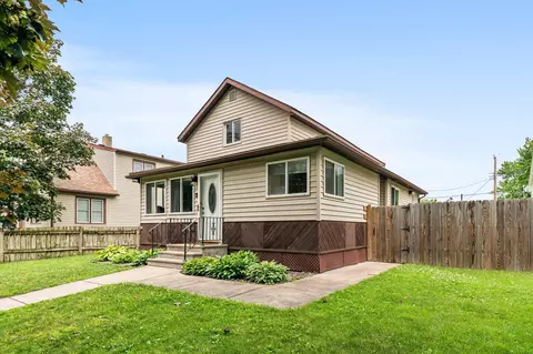 608 2nd, La Crescent, MN 55947