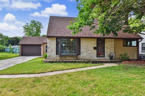 457 W 5th, Oconomowoc, WI 53066