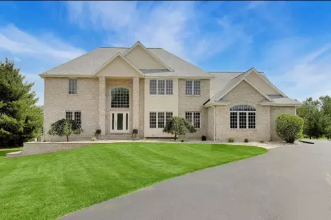w4744 Briar Drive, Lafayette, WI 53121