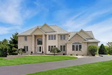 w4744 Briar Drive, Lafayette, WI 53121