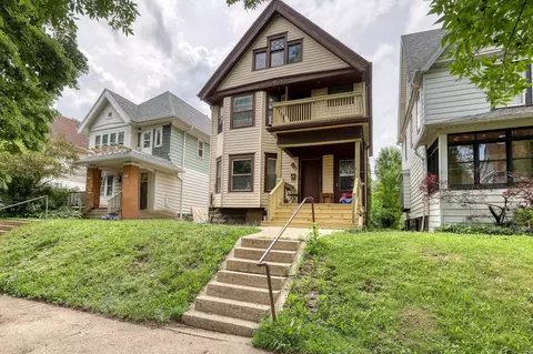 1435 N 48th #1437, Milwaukee, WI 53208