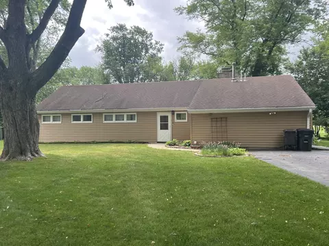 n15w27548 Pheasant, Pewaukee, WI 53072