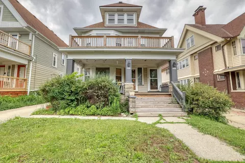 2017 N 48th, Milwaukee, WI 53208