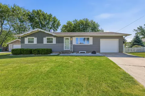 56 Pioneer, Fond Du Lac, WI 54935