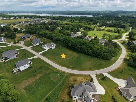 lot10 Rookery, Delafield, WI 53018